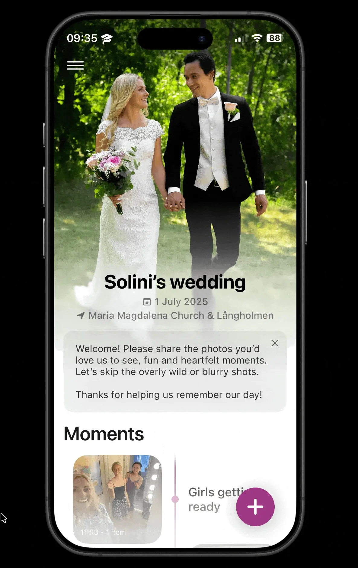 Moments app - Timeline view and navigation